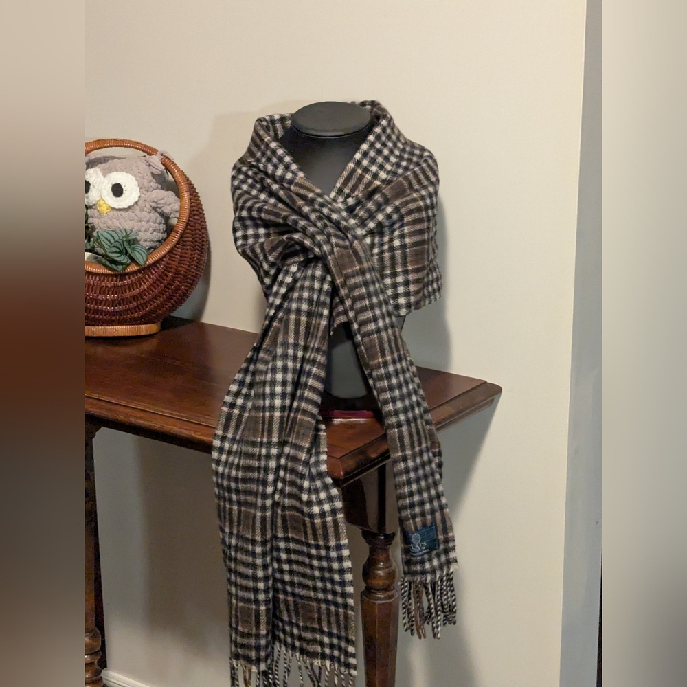 Clans Scotland. Lambswool Scarf. Fringed. Earth tones. EUC